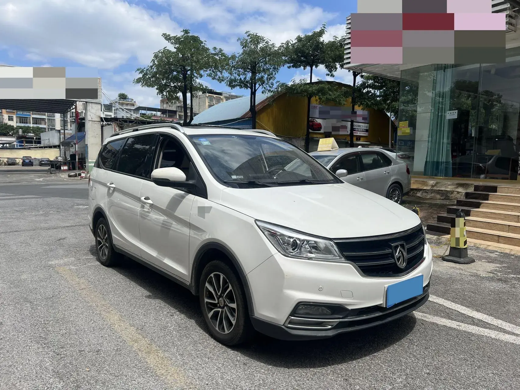 2019 BAOJUN 730 thumbnail 3