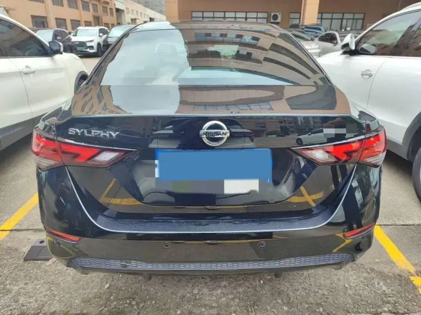 2022 NISSAN SYLPHY thumbnail 4