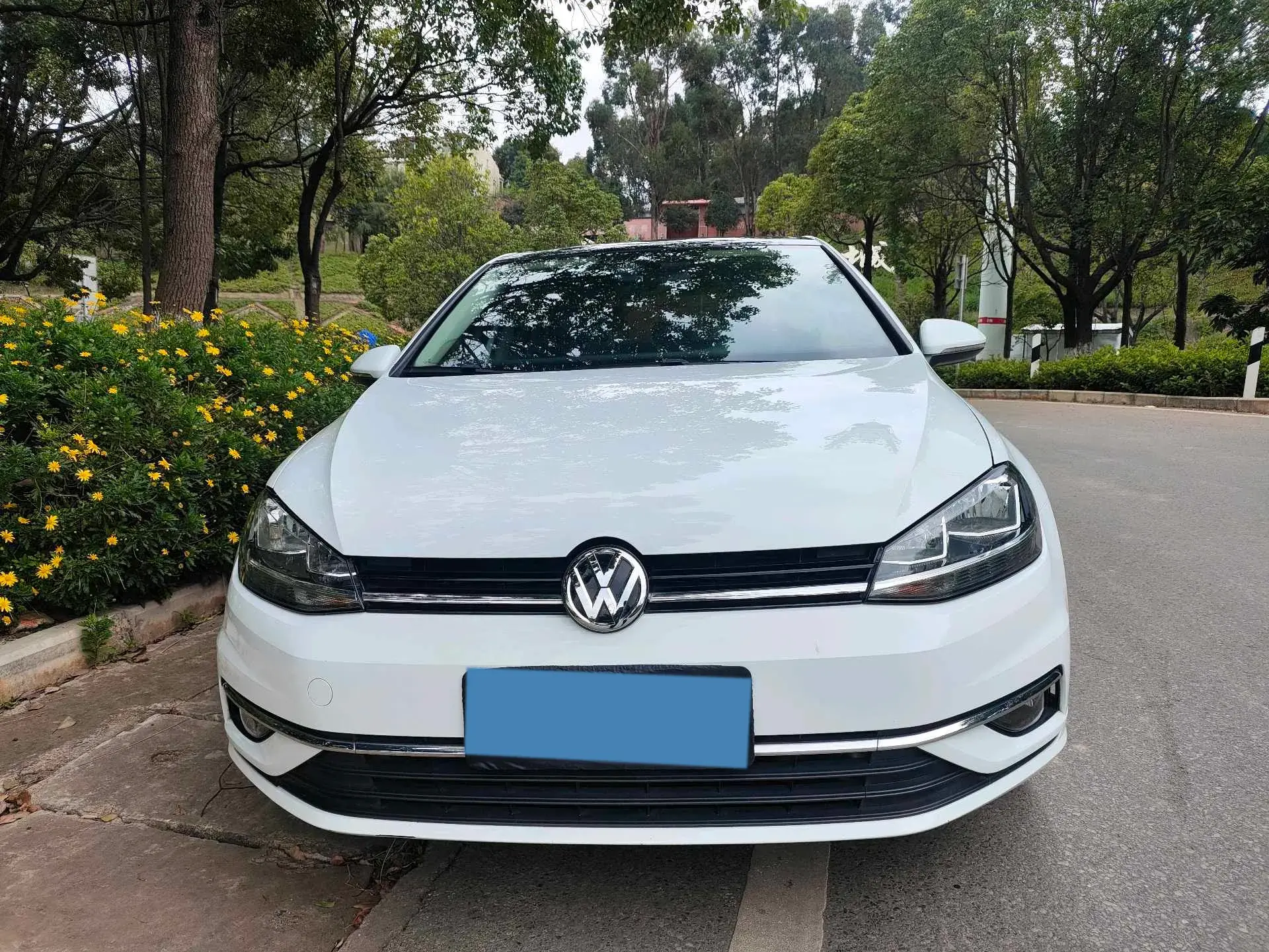 2018 VOLKSWAGEN GOLF thumbnail 2