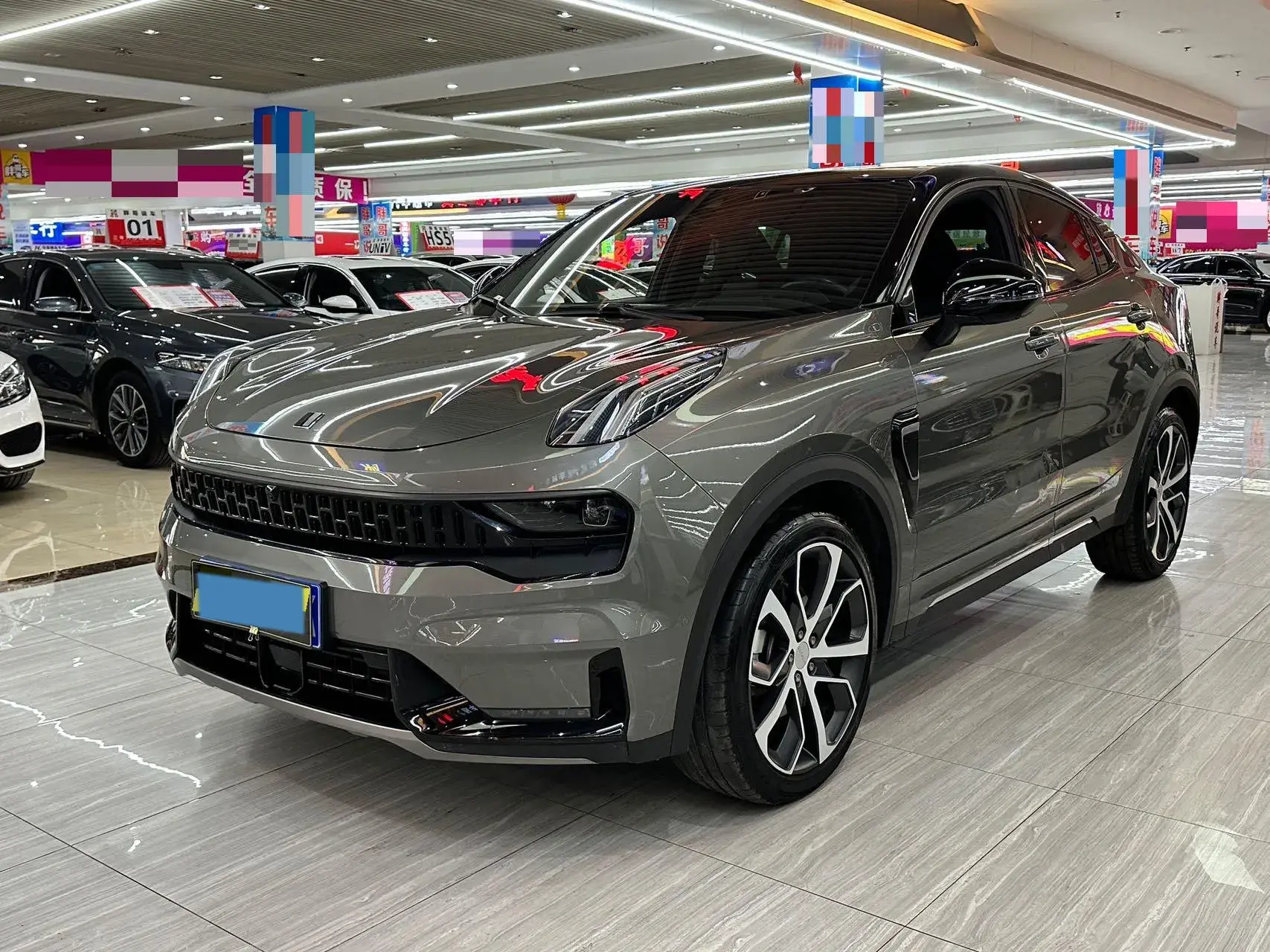 2020 LYNK&CO 05 view 1