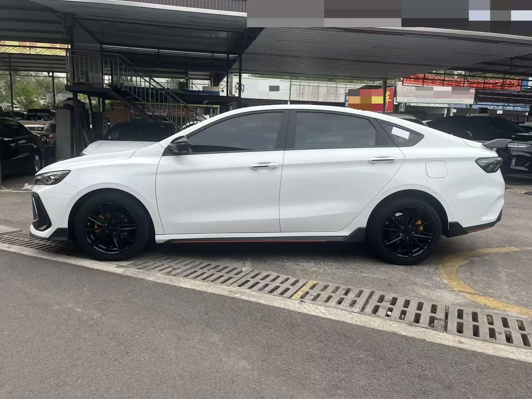 2022 GEELY BINRAY thumbnail 4