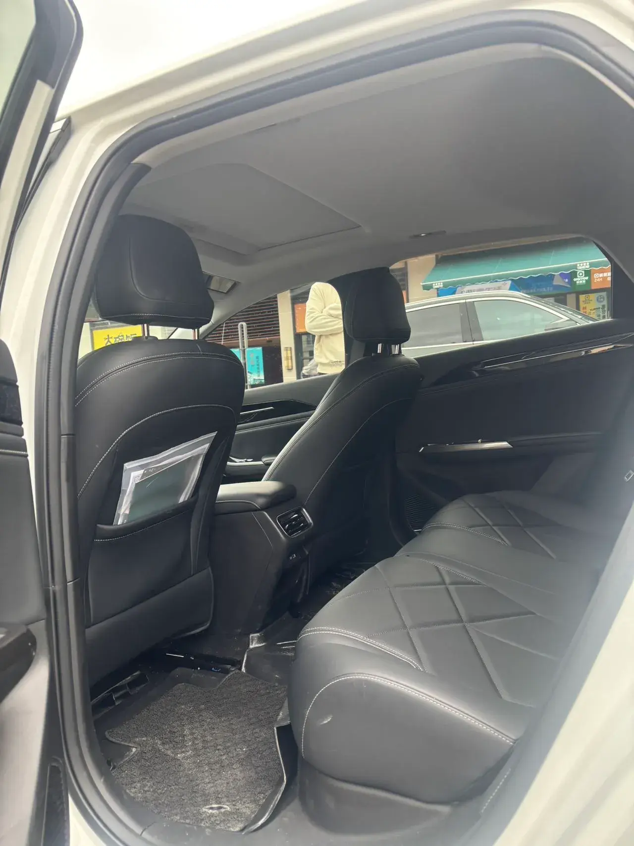 2023 GEELY GALAXY thumbnail 4