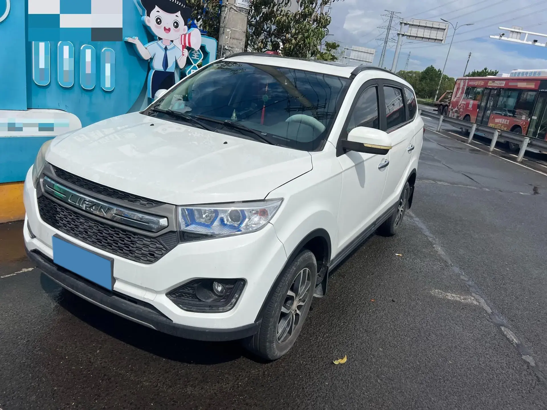 2016 LIFAN MAIWEI view 1