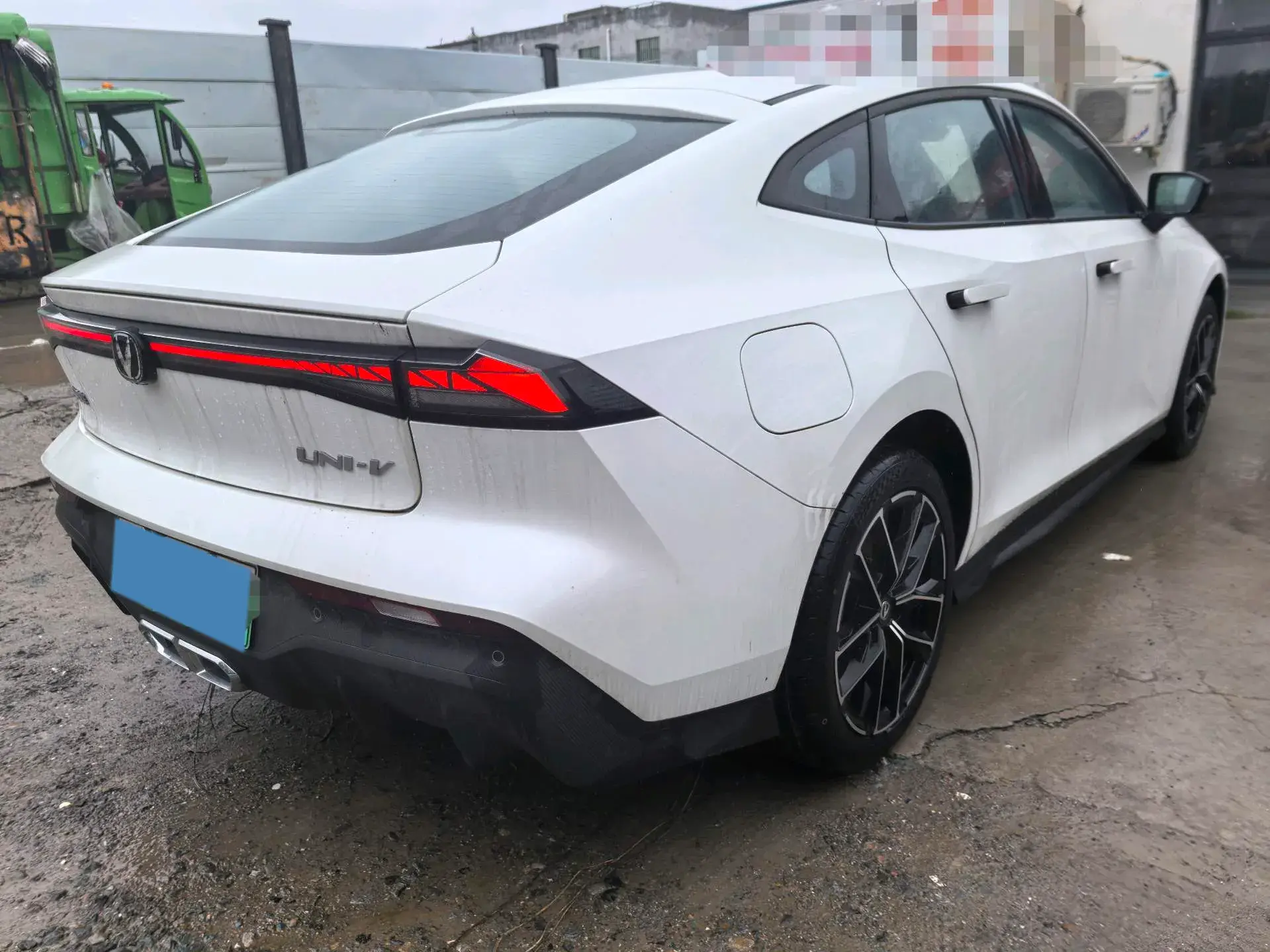 2024 CHANGAN UNI-V thumbnail 2