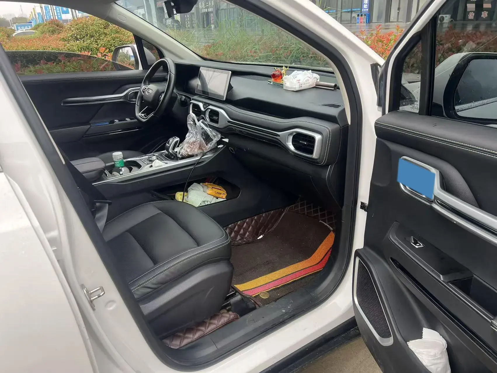 2020 GEELY OKAVANGO thumbnail 3