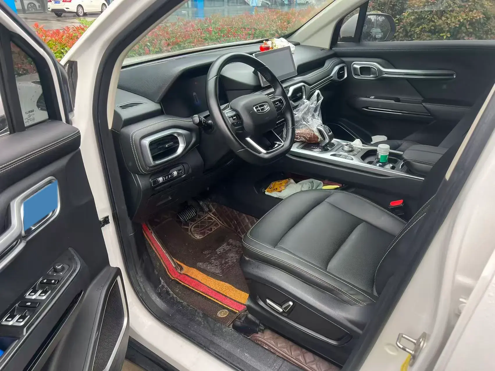 2020 GEELY OKAVANGO thumbnail 2