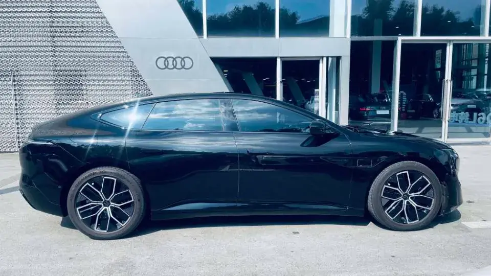 2025 AVATR 12 thumbnail 2