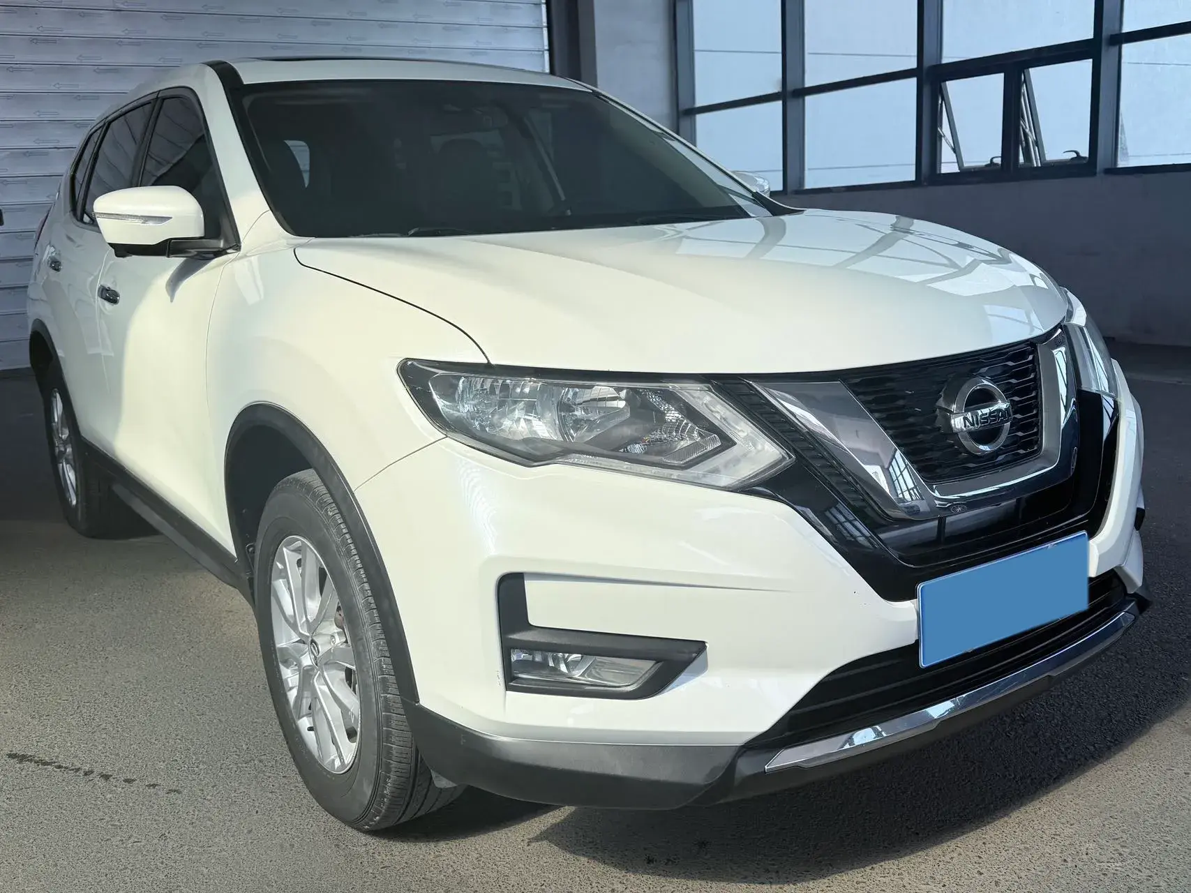 2020 NISSAN X-TRAIL thumbnail 3