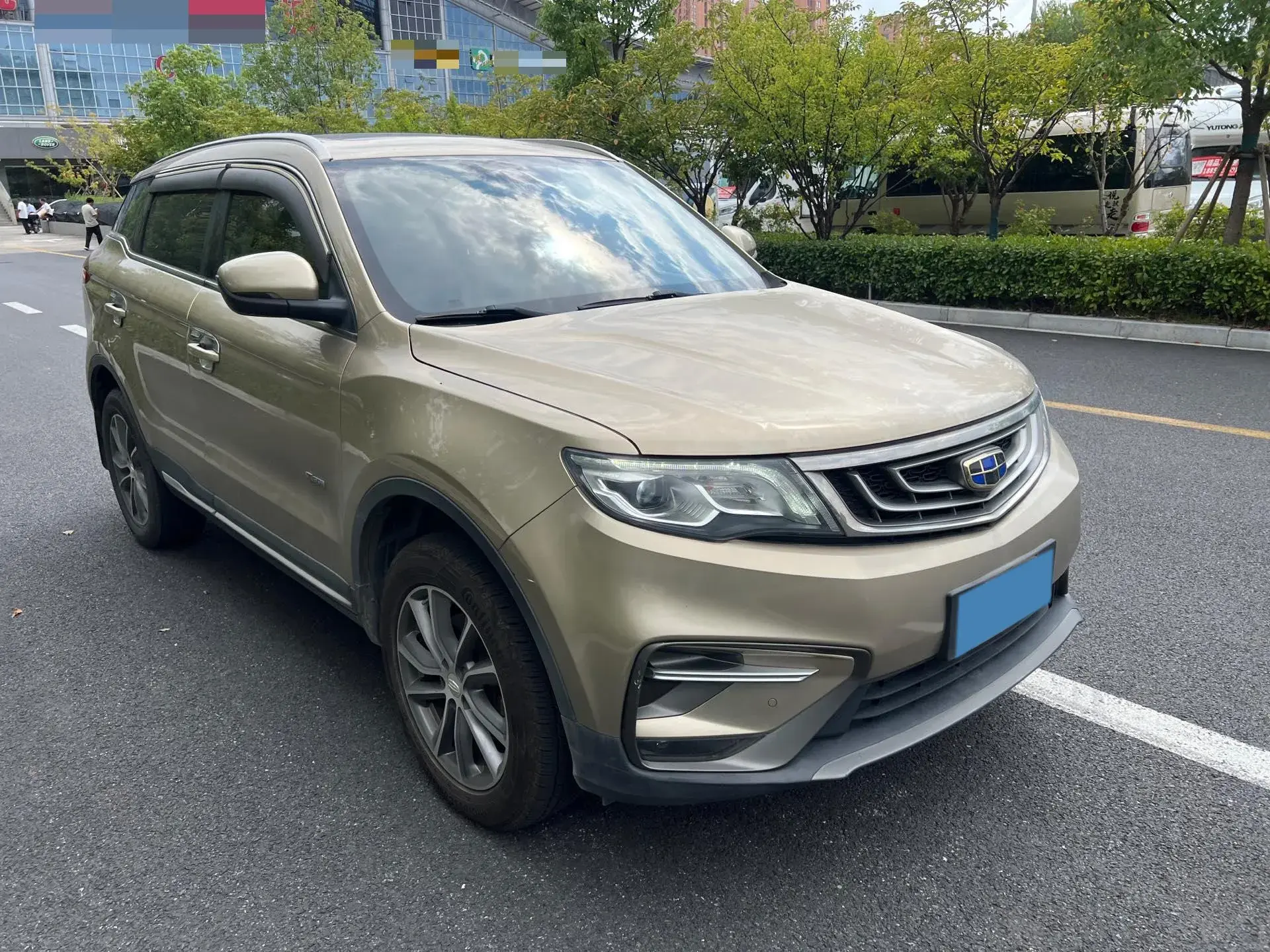 2018 GEELY AZKARRA thumbnail 3