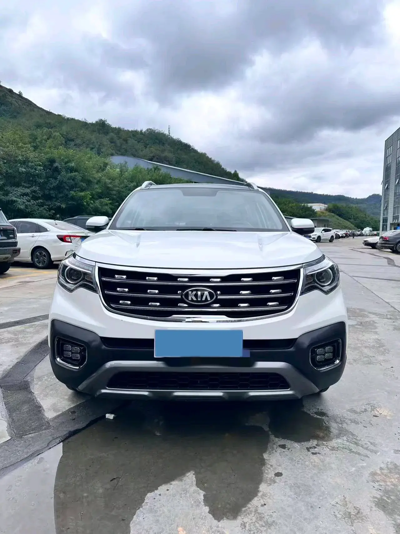 2019 KIA SPORTAGE thumbnail 2