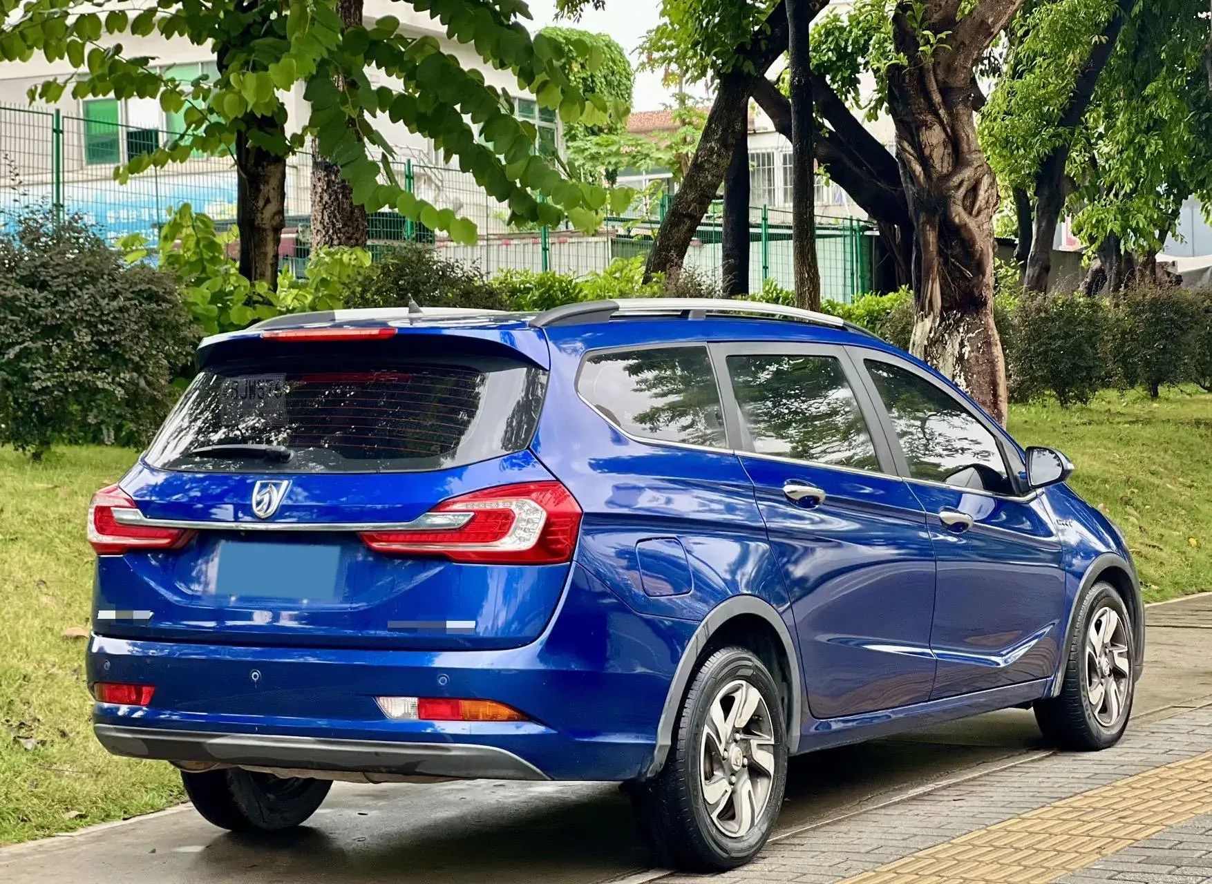 2018 BAOJUN 530 thumbnail 4