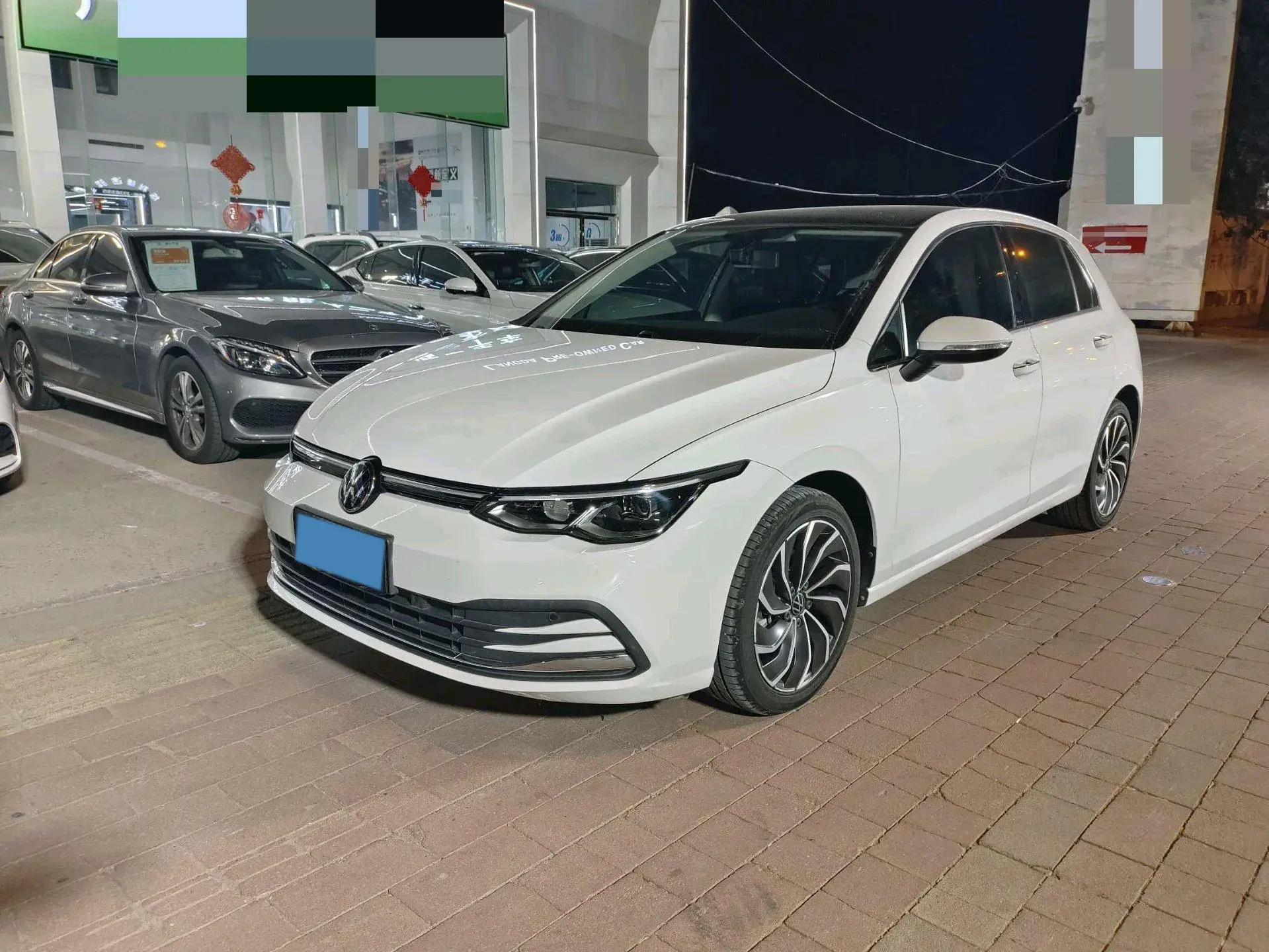 2021 VOLKSWAGEN GOLF view 1