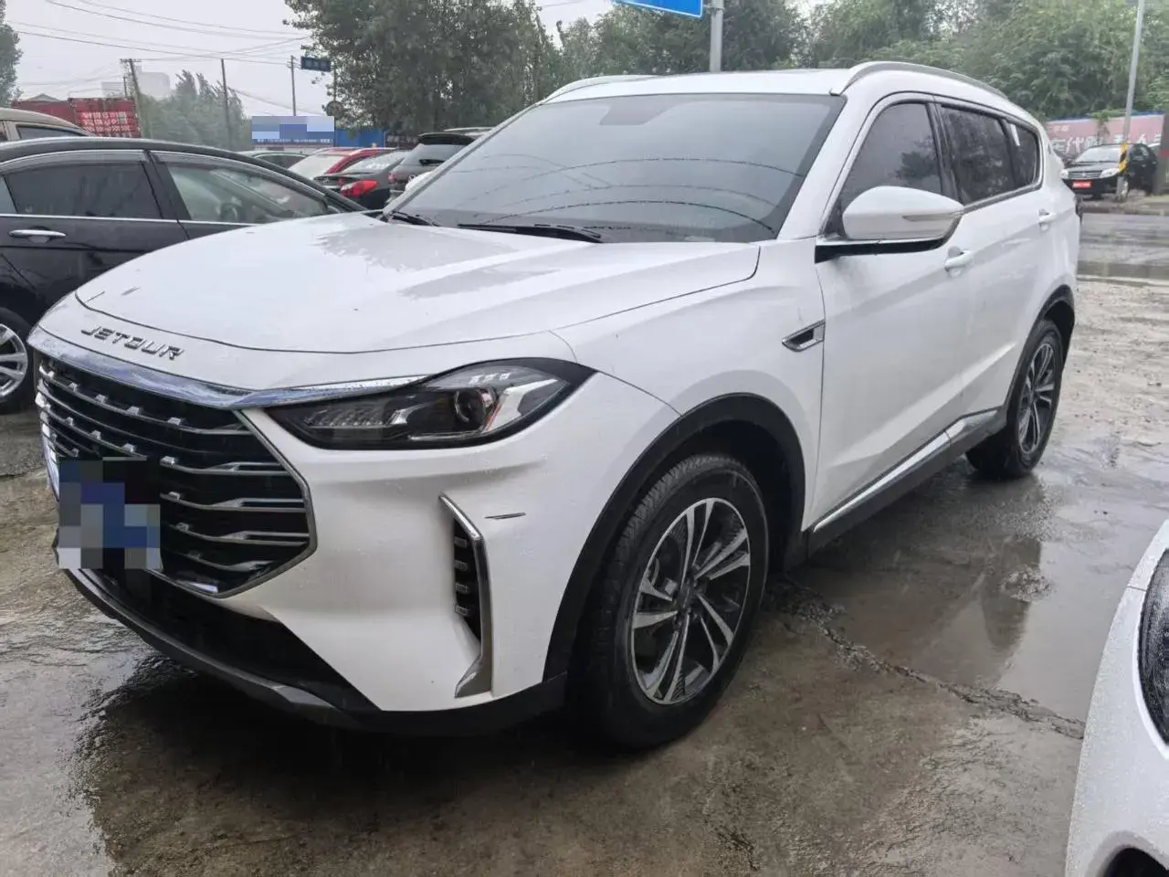 2021 JETOUR X70 view 1