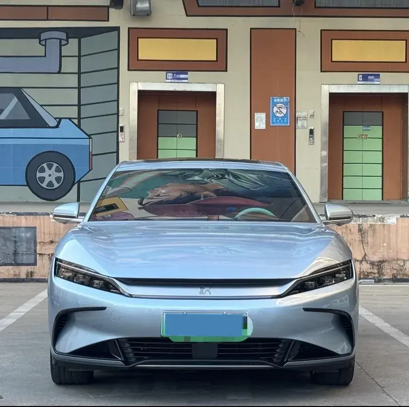 2023 BYD HAN thumbnail 2