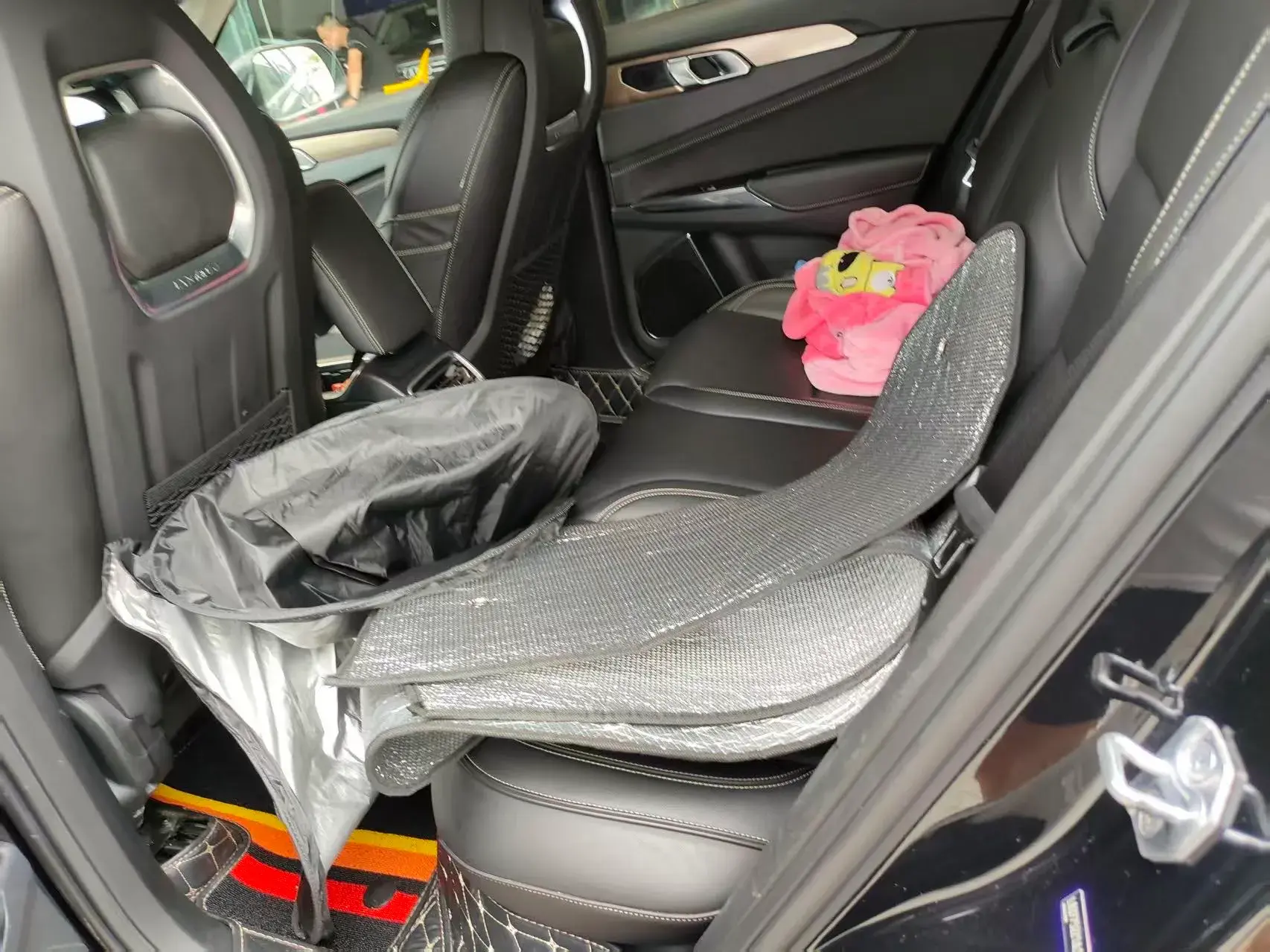 2018 LYNK&CO 01 thumbnail 4