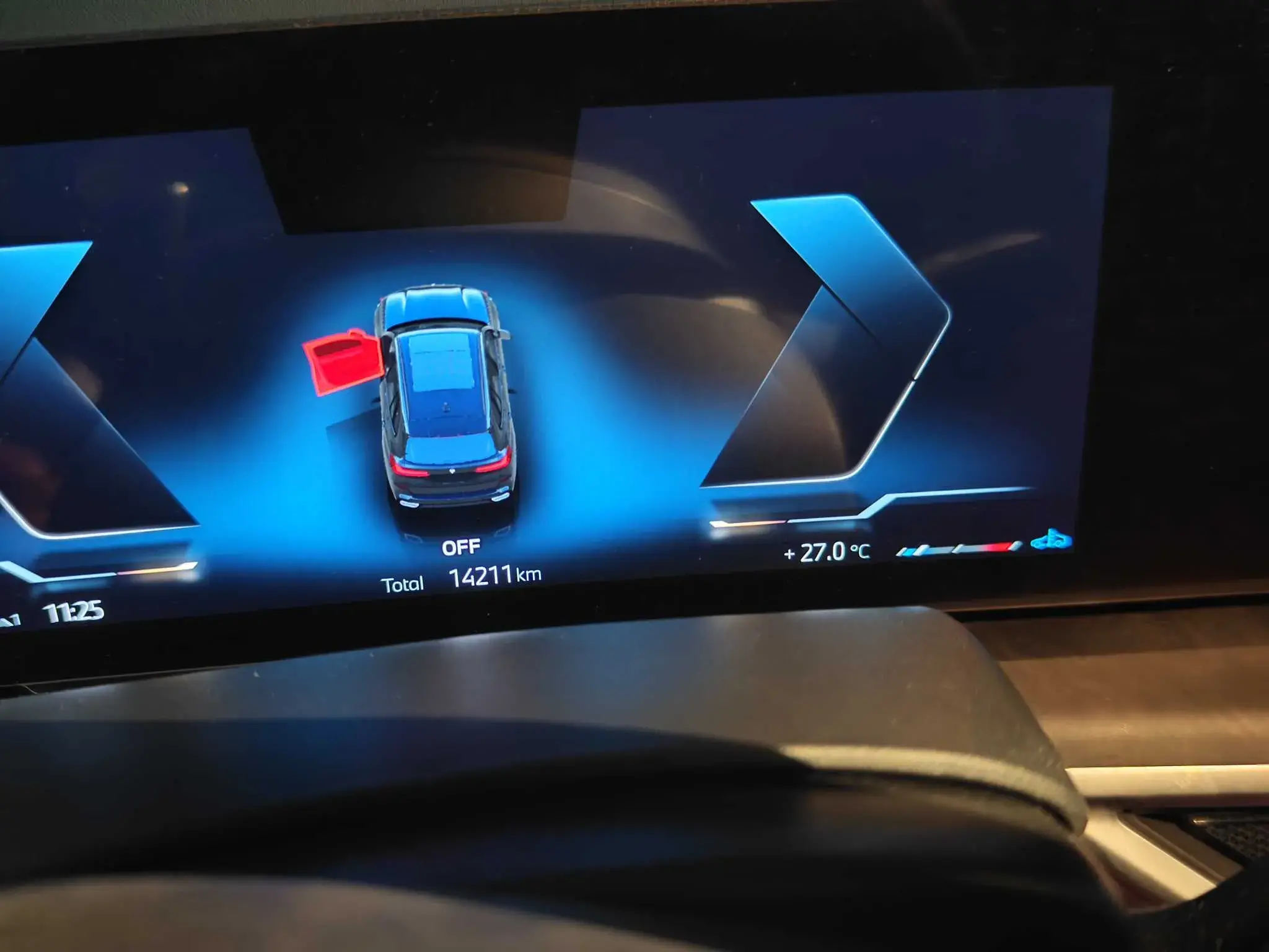 2023 BMW X5 thumbnail 4