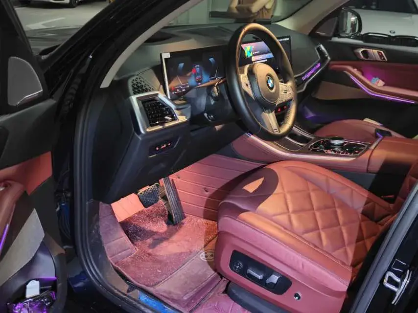 2023 BMW X5 thumbnail 2