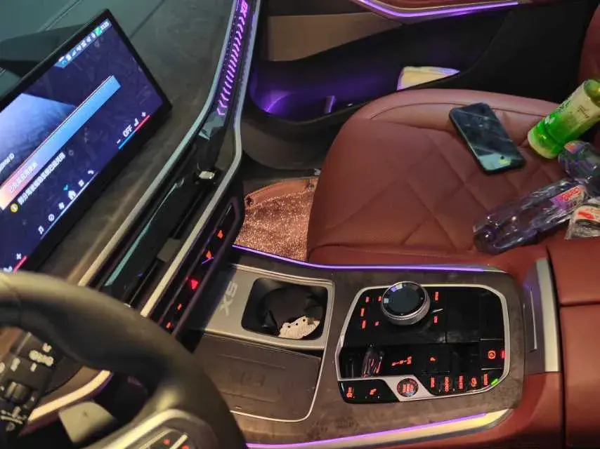 2023 BMW X5 thumbnail 3