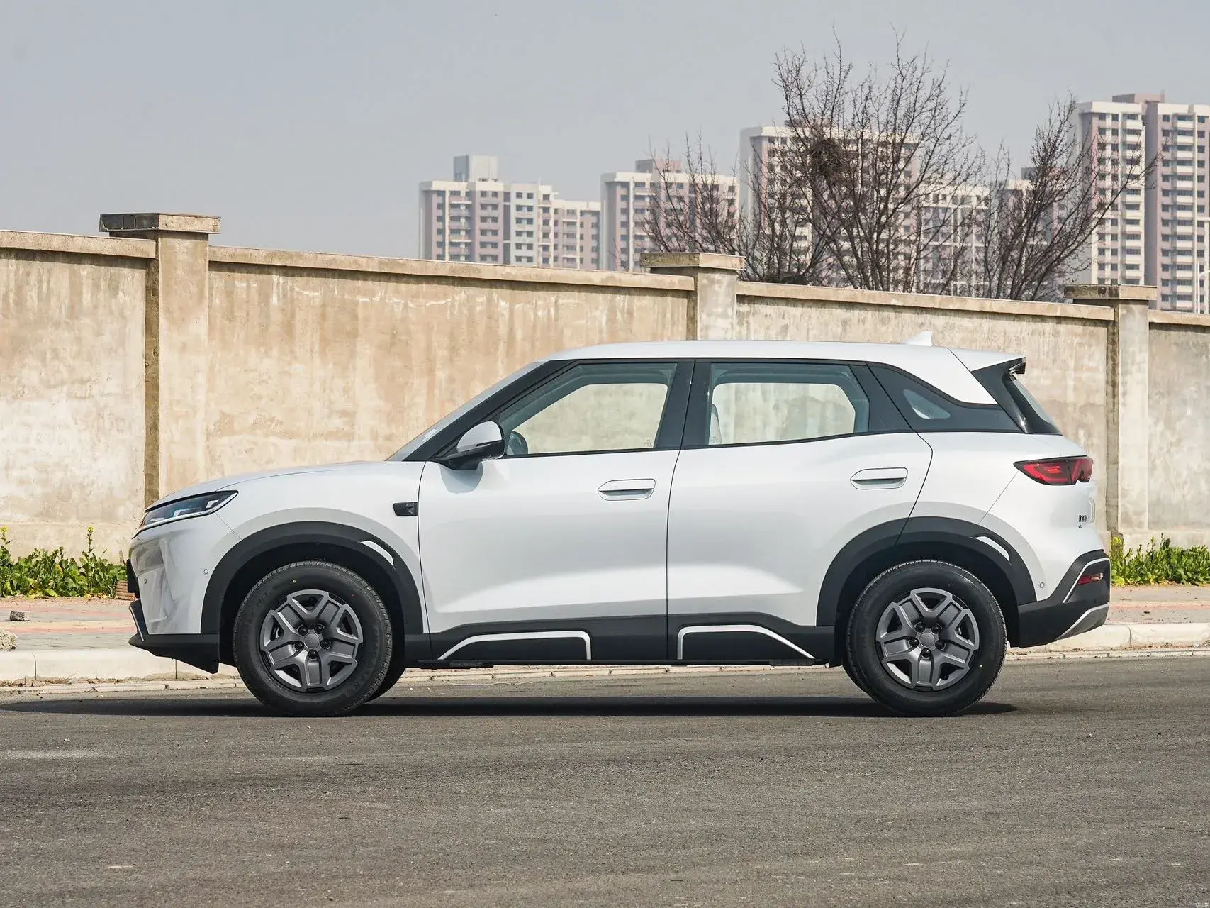 2025 BYD YUANUP thumbnail 3