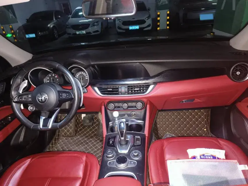 2020 ALFA ROMEO thumbnail 4