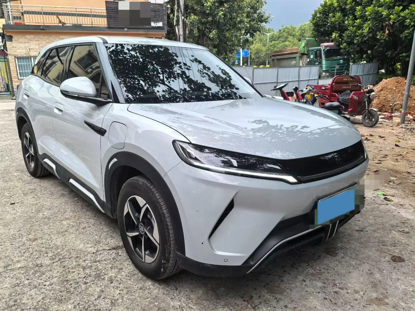 2024 BYD YUANUP thumbnail 3