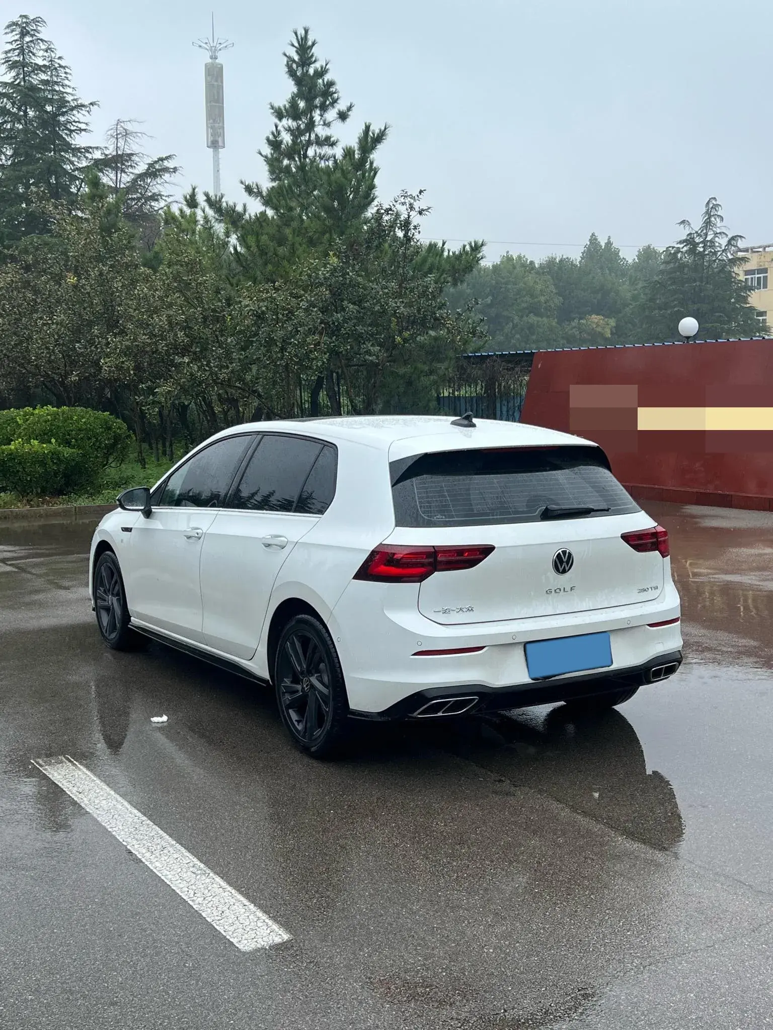 2023 VOLKSWAGEN GOLF thumbnail 4