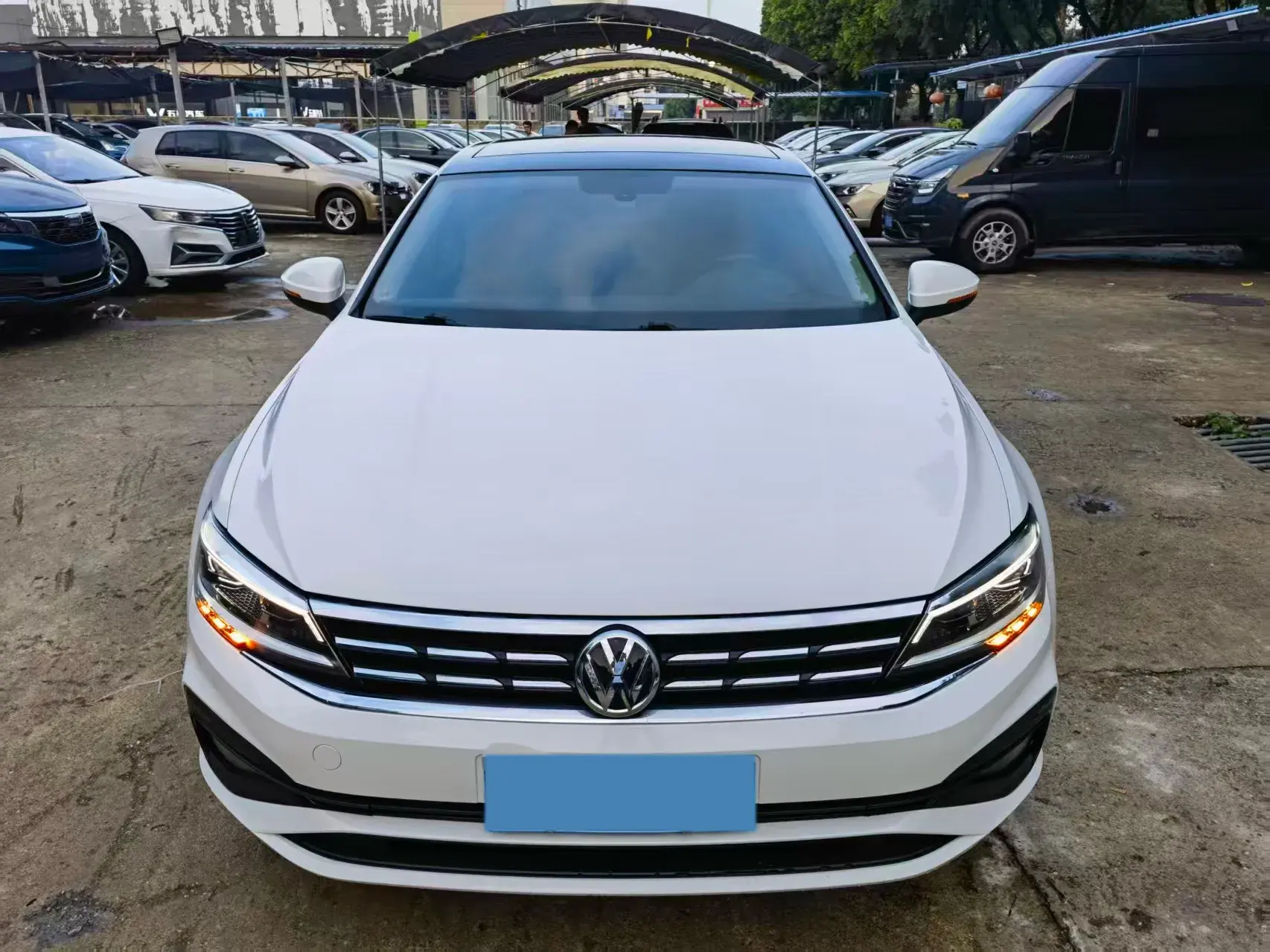 2021 VOLKSWAGEN LAMANDO thumbnail 2