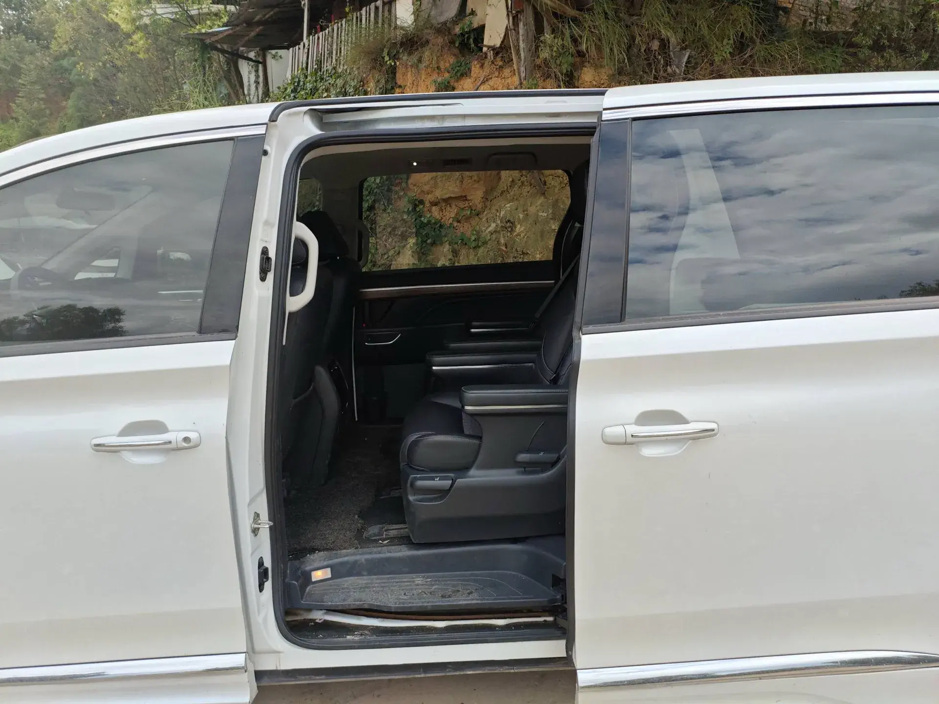 2023 GAC TRUMPCHI thumbnail 3