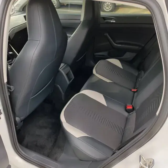 2021 VOLKSWAGEN POLO thumbnail 4