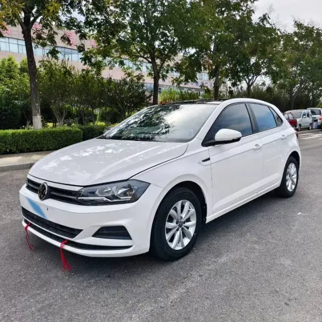 2021 VOLKSWAGEN POLO view 1