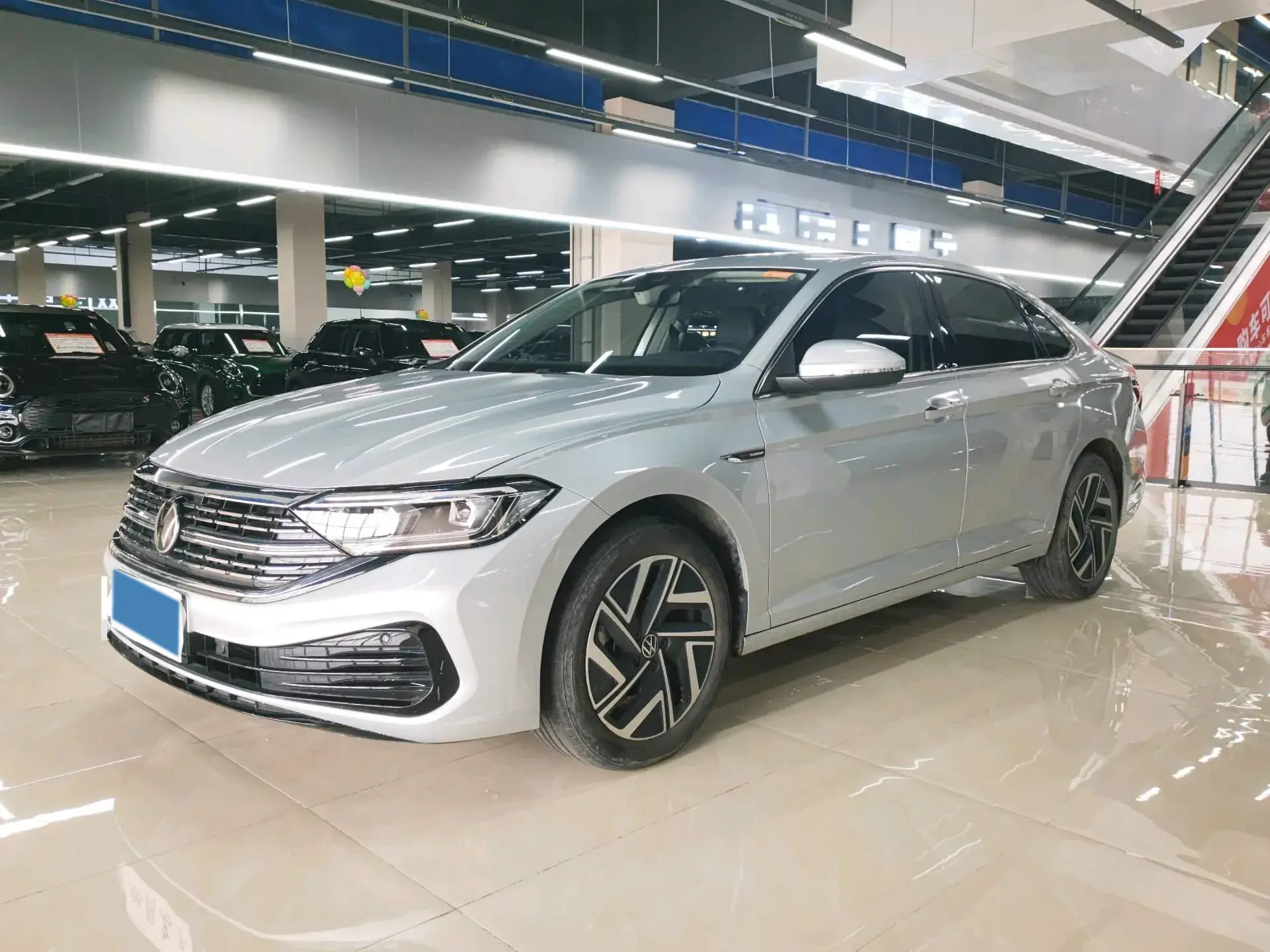 2022 VOLKSWAGEN SAGITAR view 1