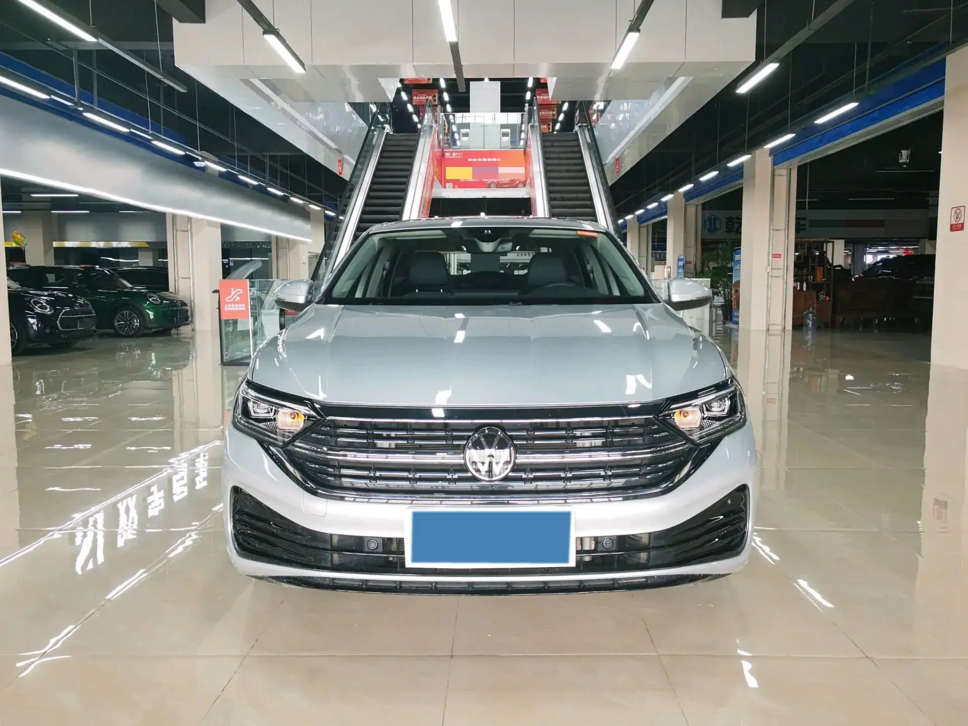 2022 VOLKSWAGEN SAGITAR thumbnail 2