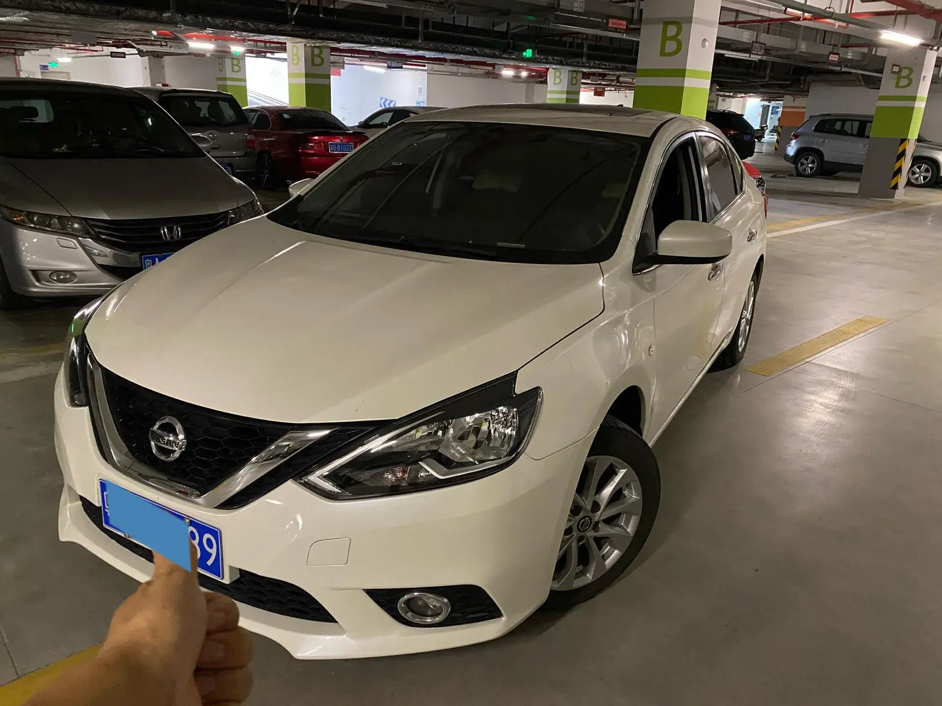 2022 NISSAN SYLPHY view 1