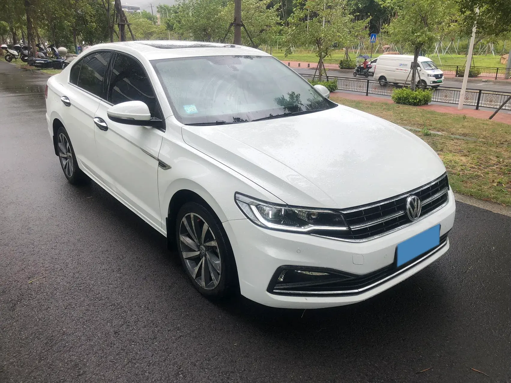 2020 VOLKSWAGEN BORA thumbnail 3