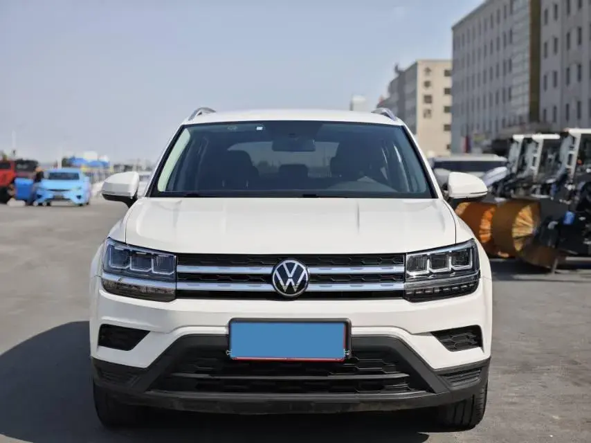 2021 VOLKSWAGEN THARU thumbnail 2