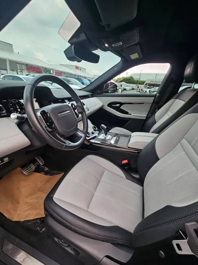 2020 LAND ROVER thumbnail 2