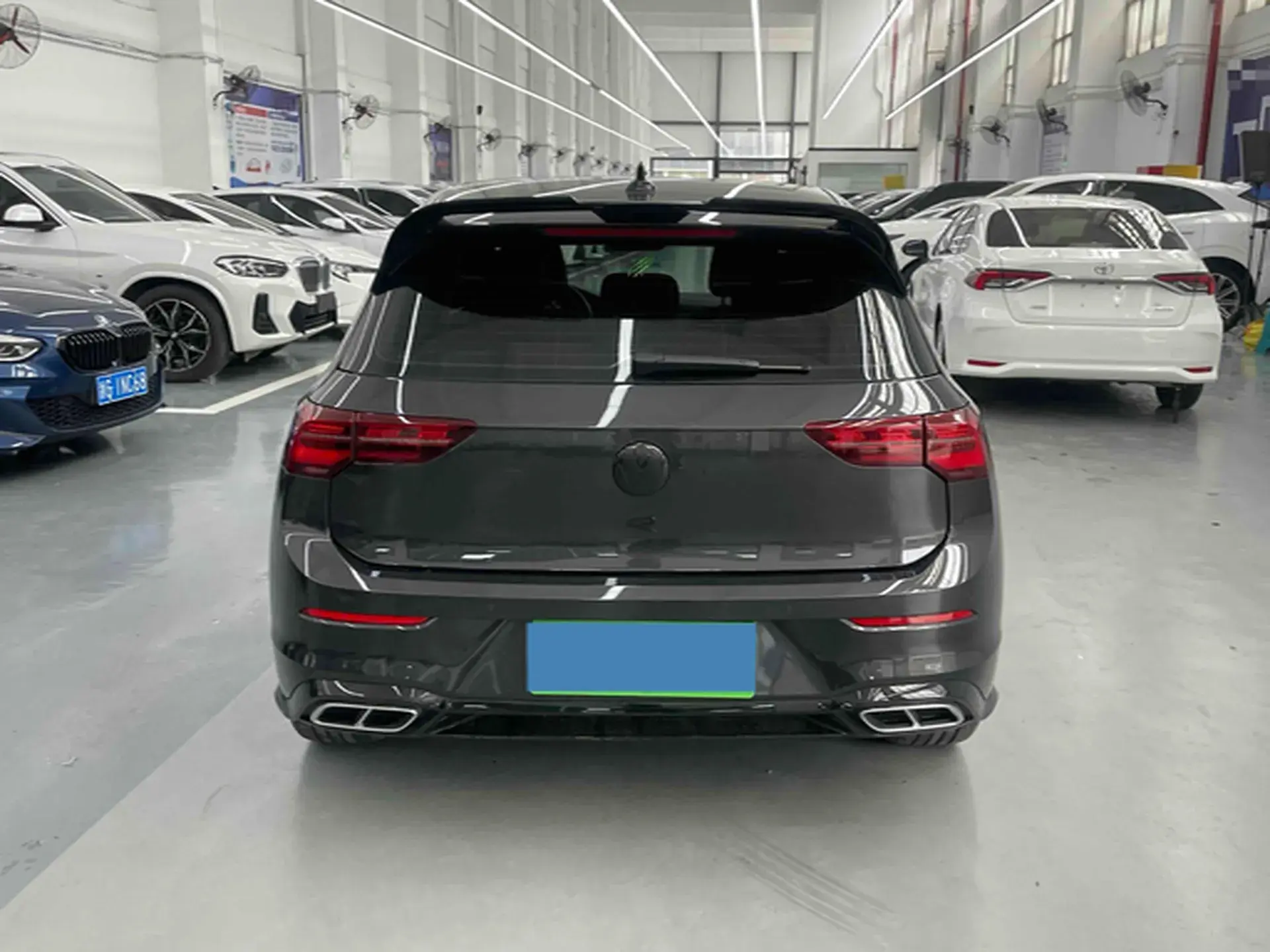 2021 VOLKSWAGEN GOLF thumbnail 3