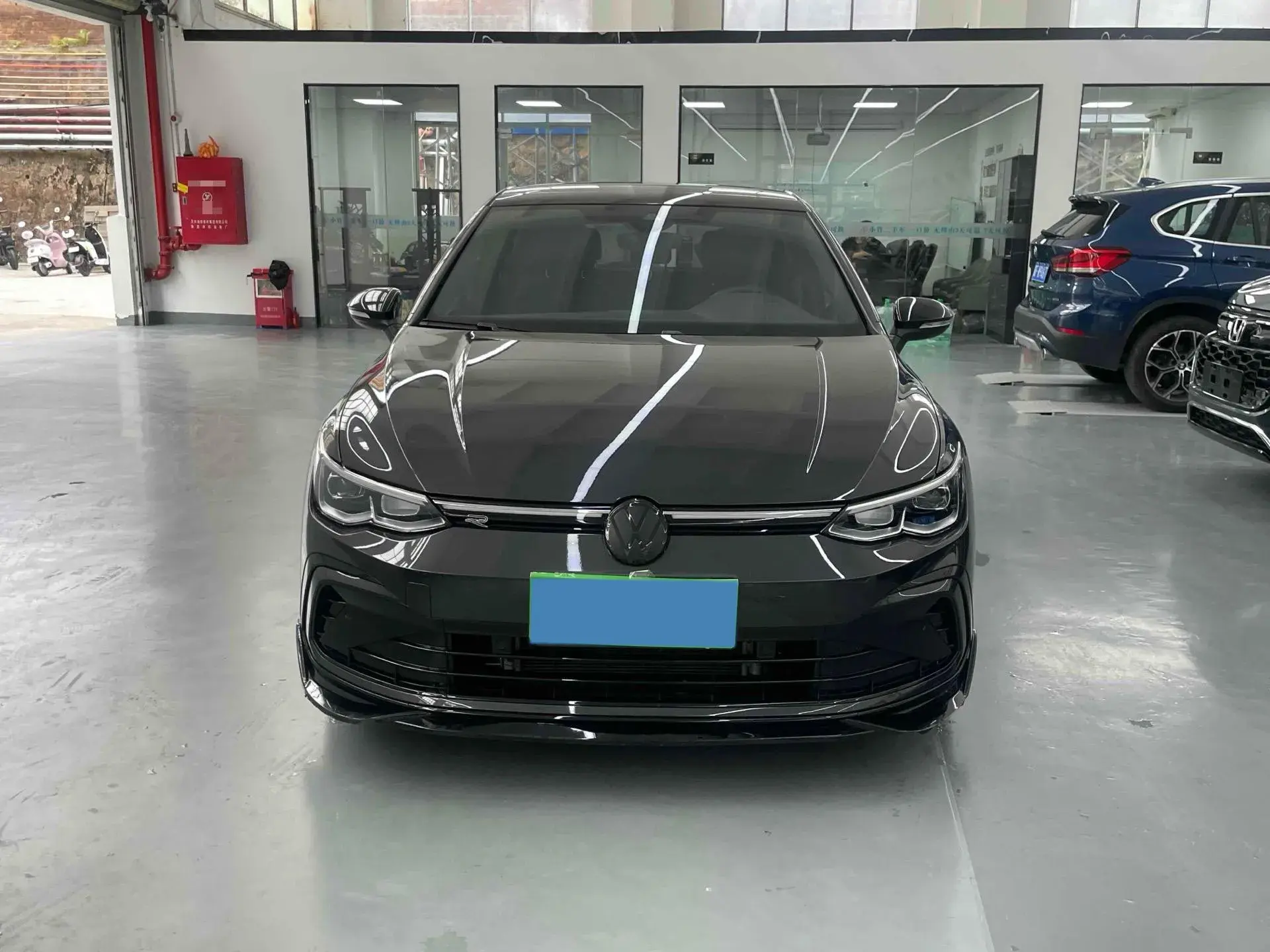 2021 VOLKSWAGEN GOLF thumbnail 2