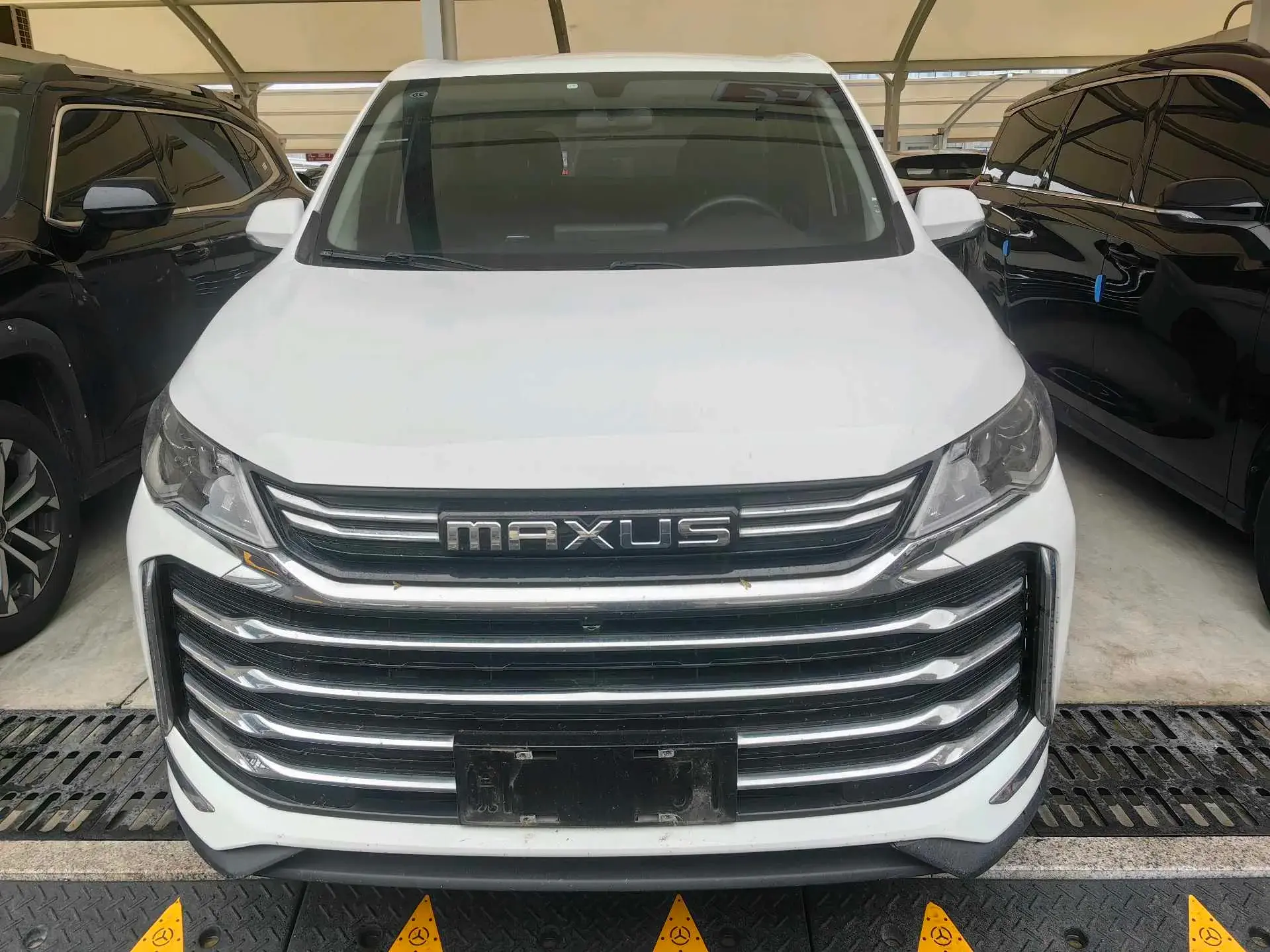 2021 MAXUS G50 thumbnail 2