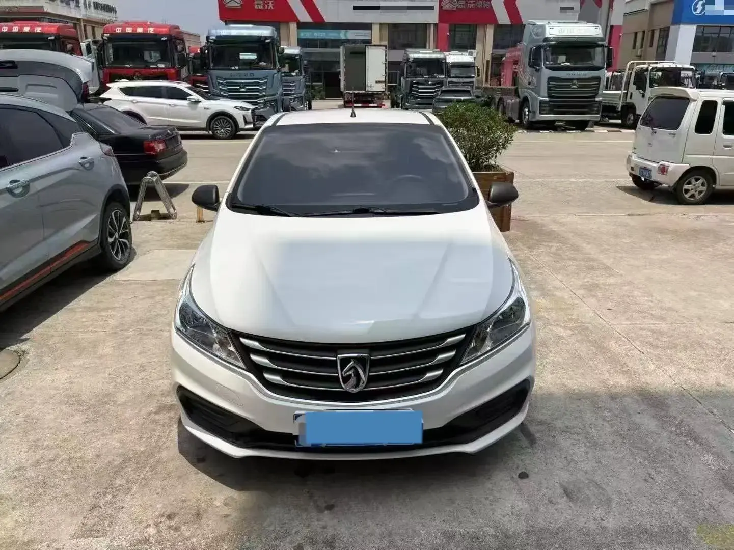 2019 BAOJUN 530 thumbnail 2