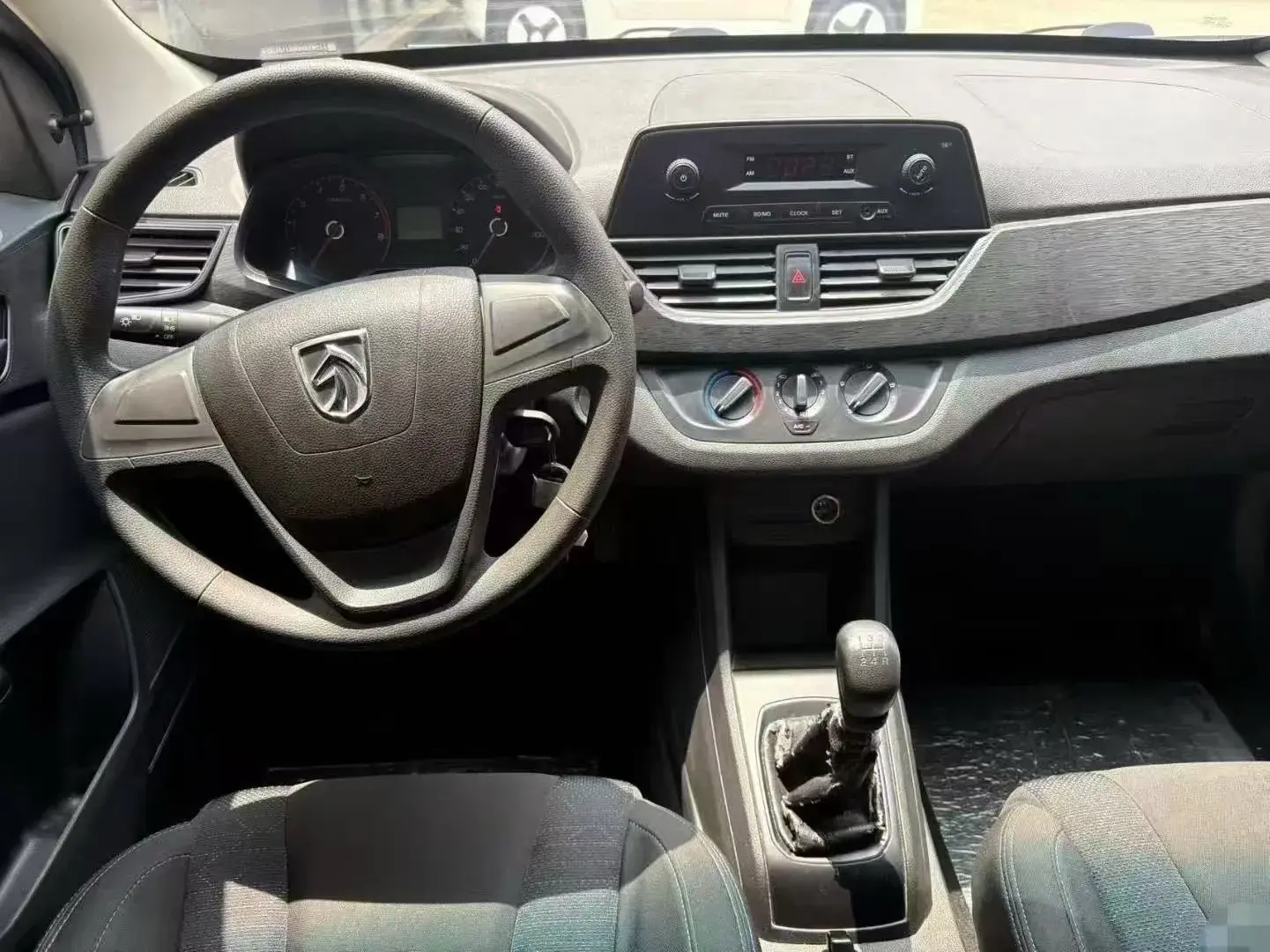 2019 BAOJUN 530 thumbnail 3