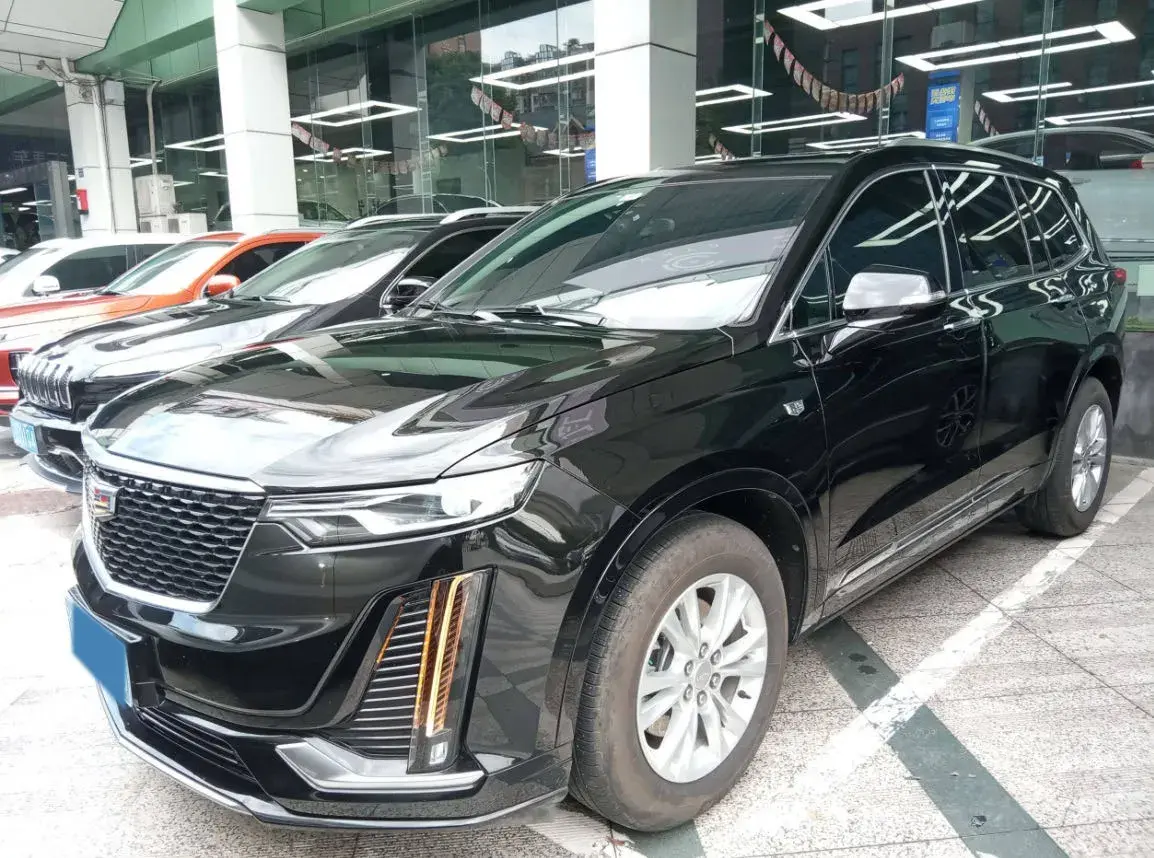 2022 CADILLAC XT6 view 1