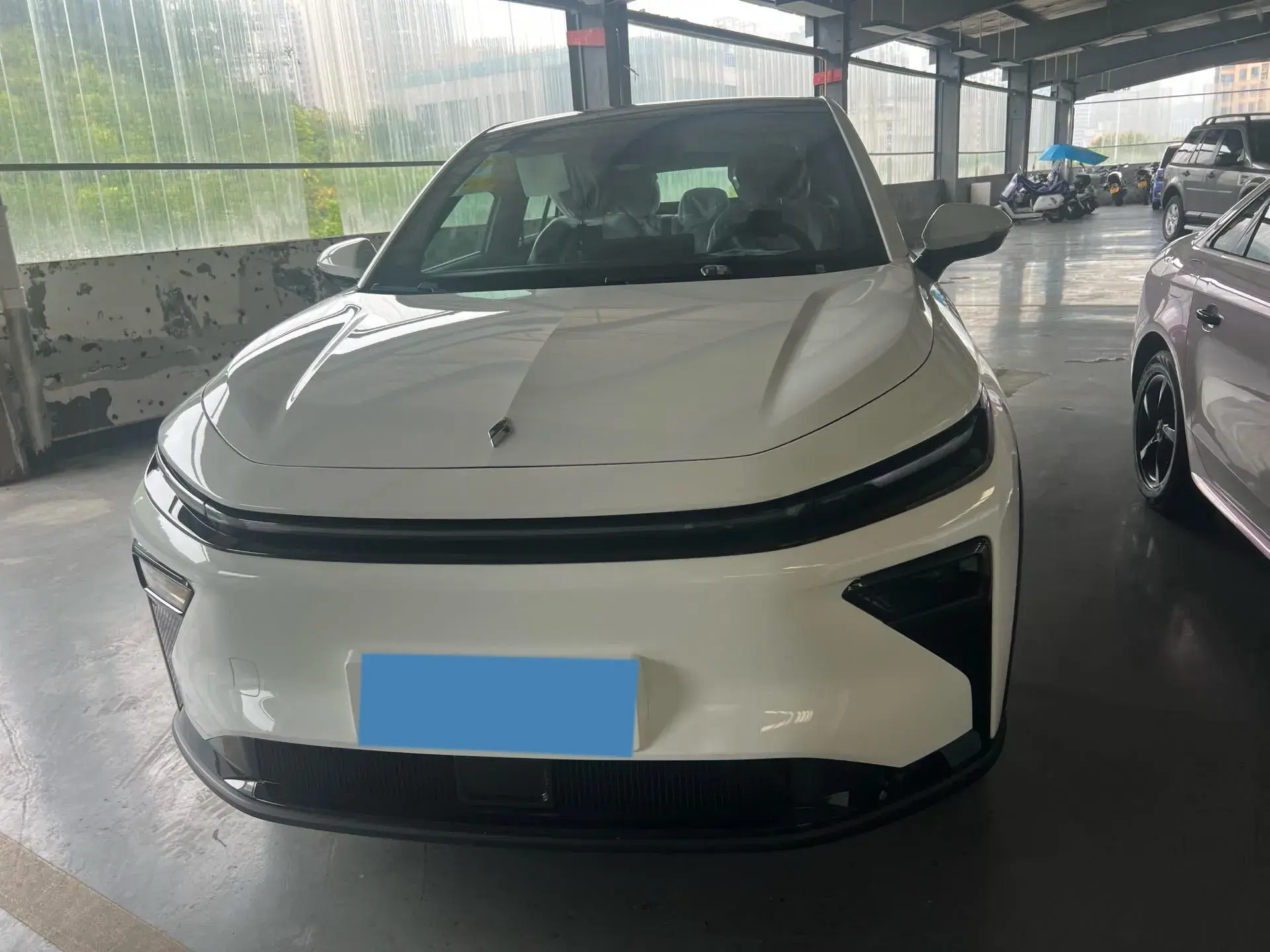 2023 LIVAN 7 thumbnail 2