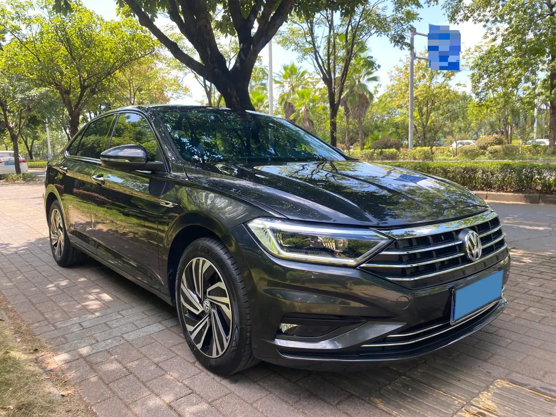 2022 VOLKSWAGEN SAGITAR thumbnail 3