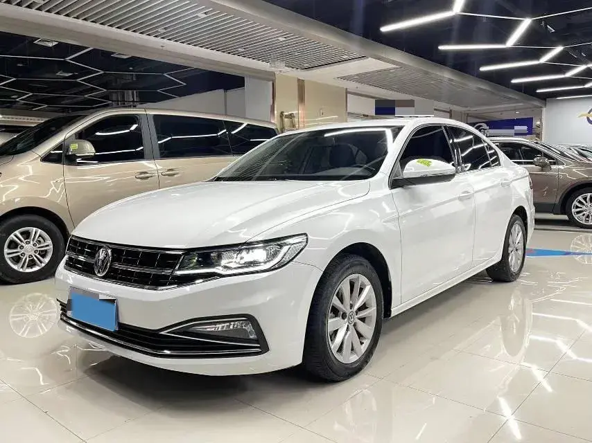 2020 VOLKSWAGEN BORA view 1