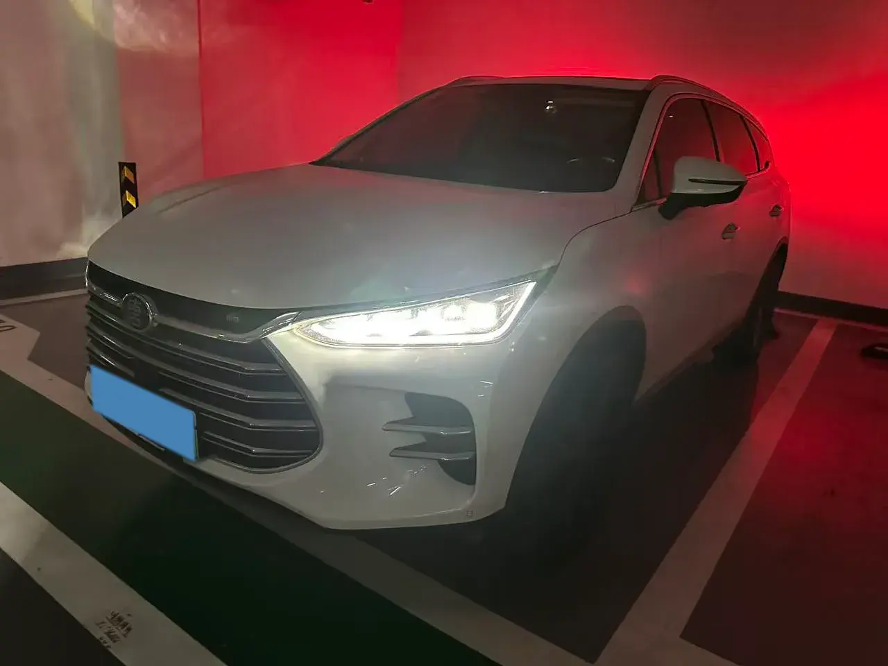 2018 BYD TANG view 1