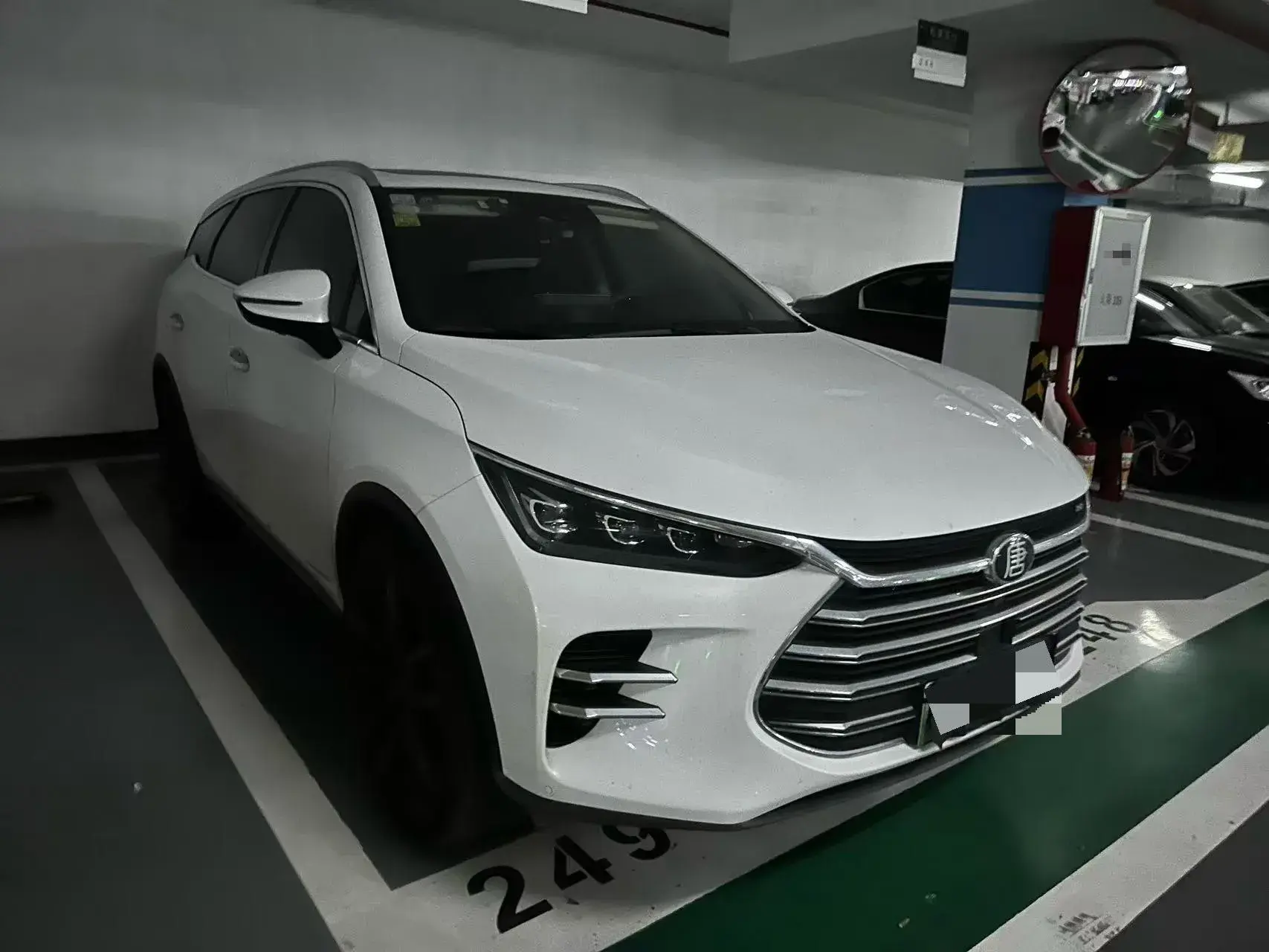 2018 BYD TANG thumbnail 3