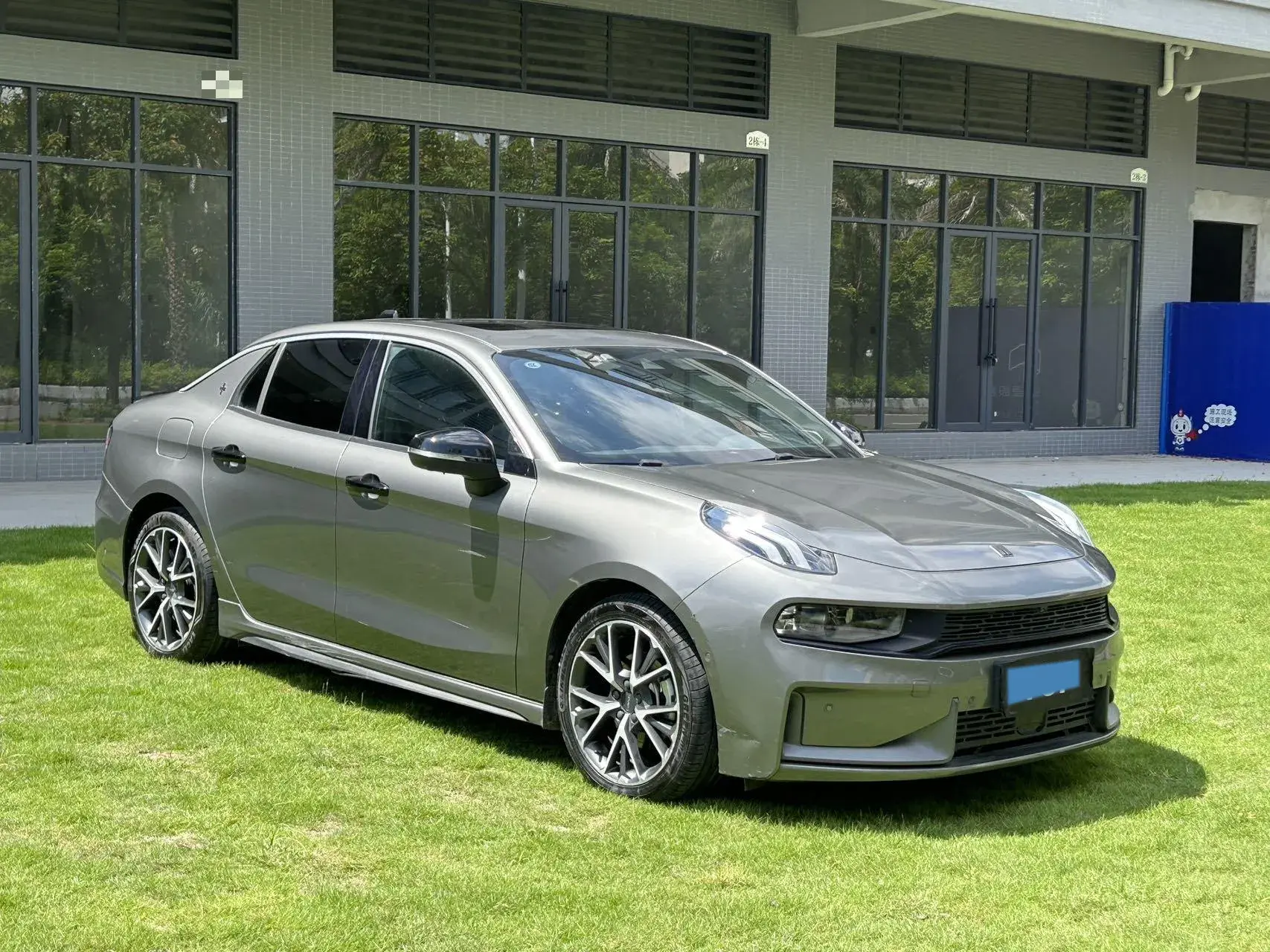 2022 LYNK&CO 03 thumbnail 3