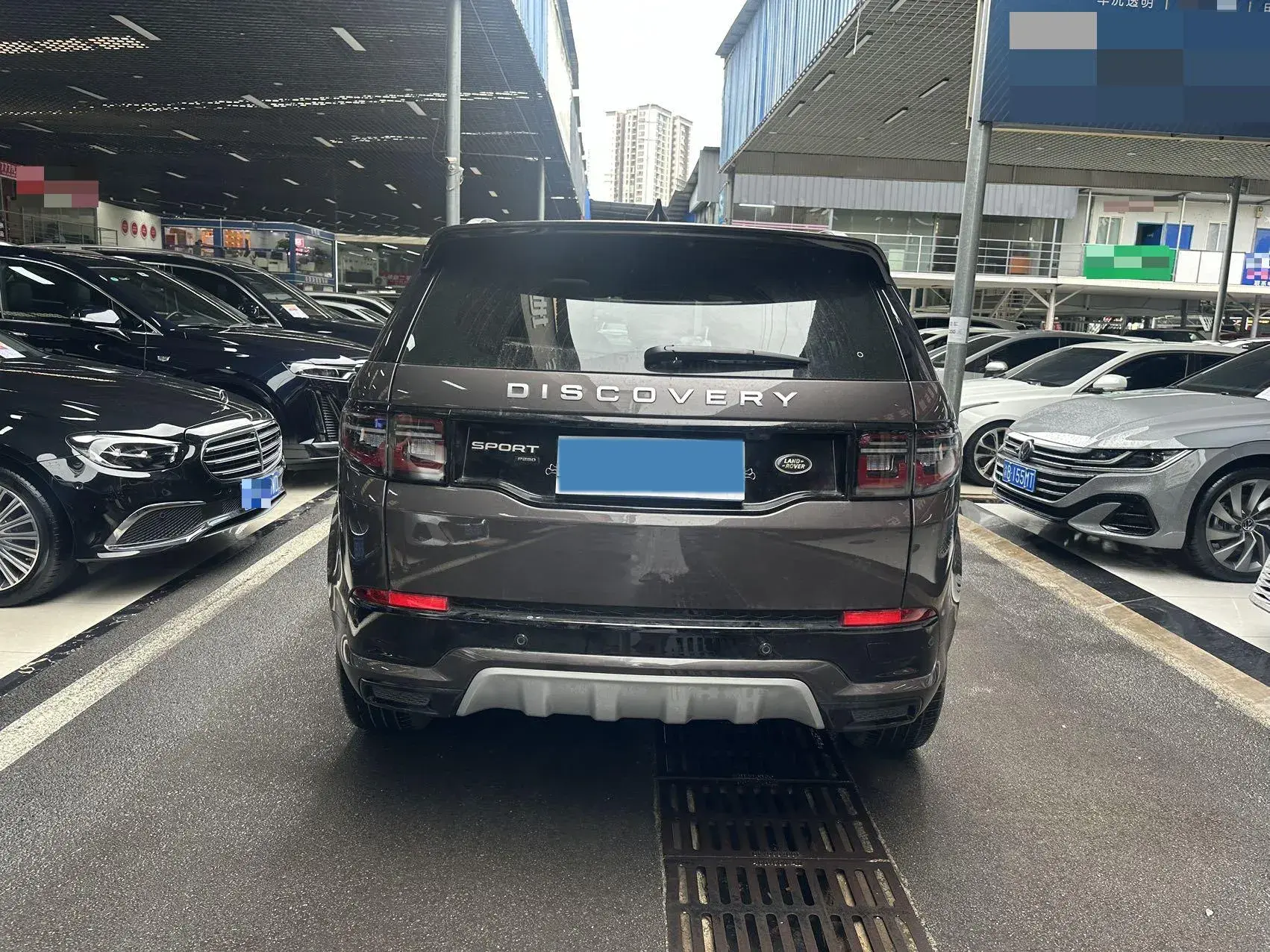 2022 LAND ROVER thumbnail 4