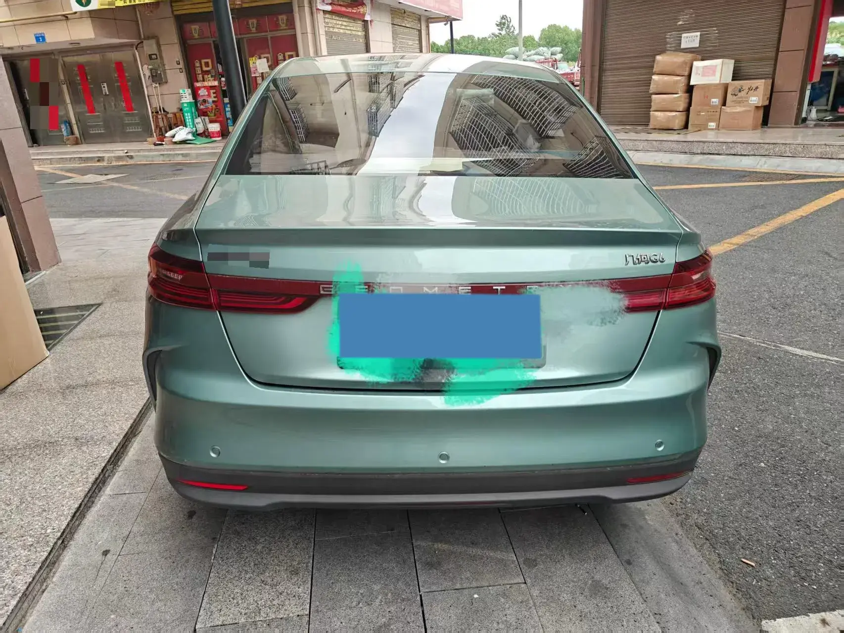 2022 GEOMETRY G6 thumbnail 3